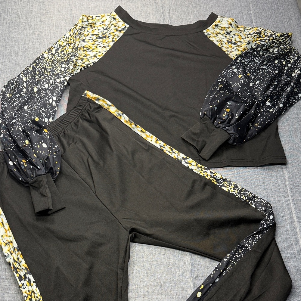 Black and Yellow Patterned Sleeve Set